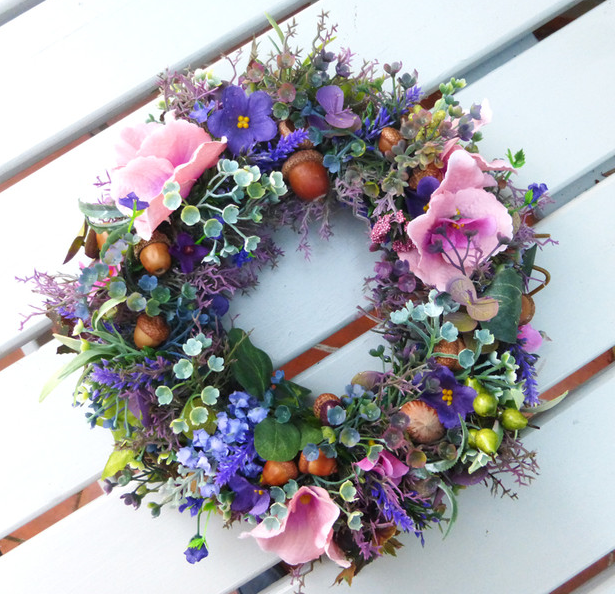 decorative wreaths category